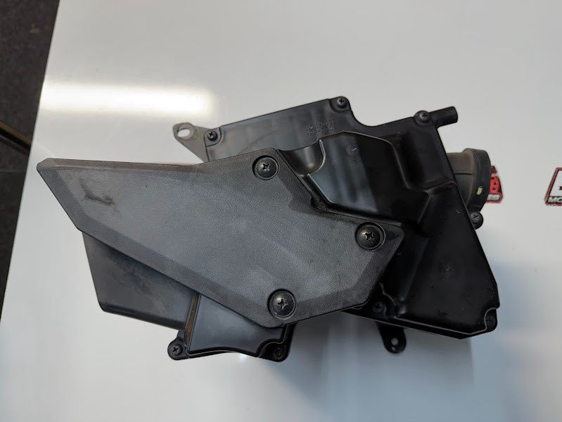 Airbox Cleaner Case Kawasaki Ninja 300 2013-2017 OEM 11038-0711