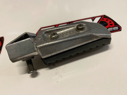 RH Pillion Foot Peg Kawasaki Ninja 650L 12-16 2013 34028-0315