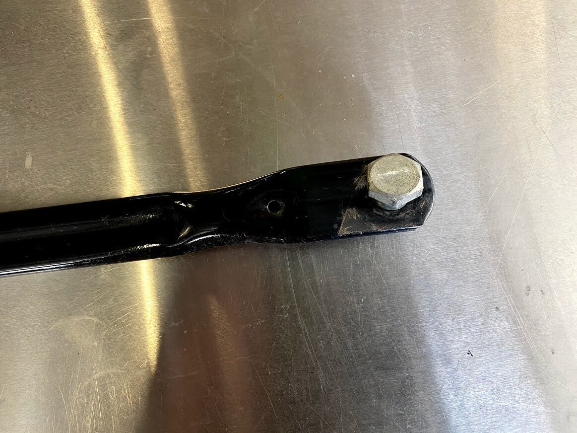 Rear Hub Bracket Suzuki VL 250 2009