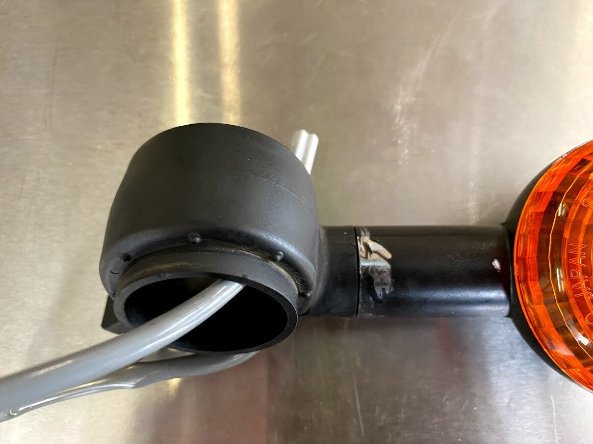 LH Front Blinker Suzuki VL 250 2009