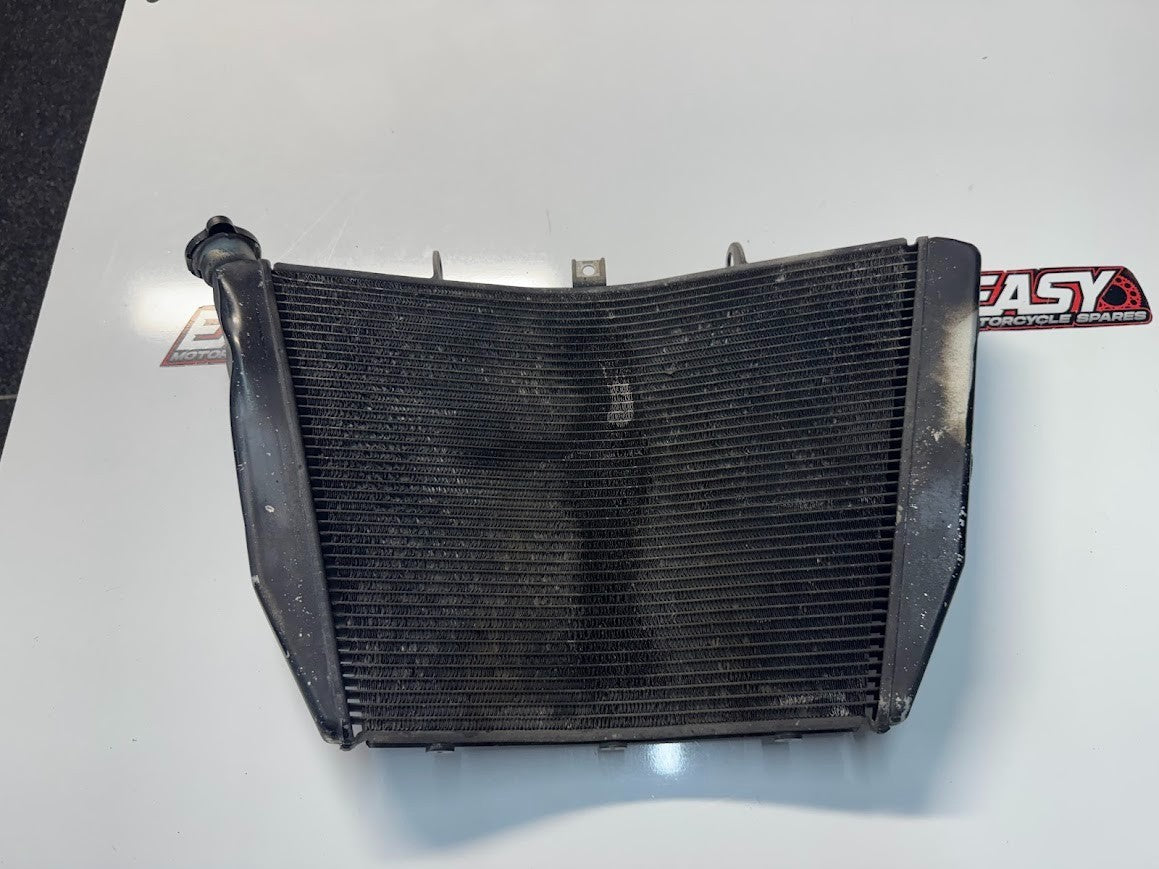 Suzuki GSXR 1000 2007-2008 Radiator OEM Genuine 17710-21H00