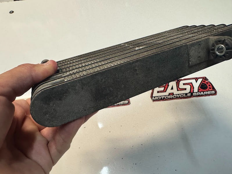 Suzuki GSXR 1000 2007-2008 Oil Cooler OEM 16600-21H00