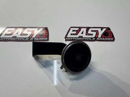 Suzuki GSXR 1000 2009-2016 Horn OEM Genuine 38500-47H00