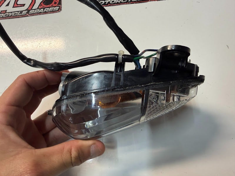 RH Front Blinker Indicator Honda CBR 1000 RR 2008-2016 OEM 33405-MFL-641