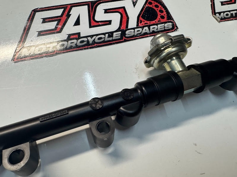 Yamaha YZF R1 2020-2025 Primary Injector Rail OEM Genuine B3L-13795-00