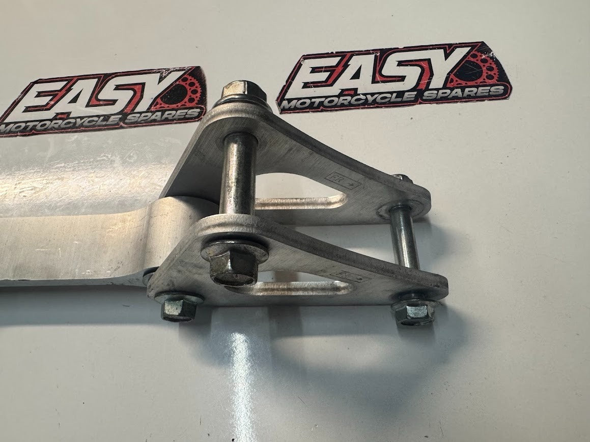 Suzuki GSXR 1000 2009-2016 Shock Linkage OEM Genuine 62600-47810