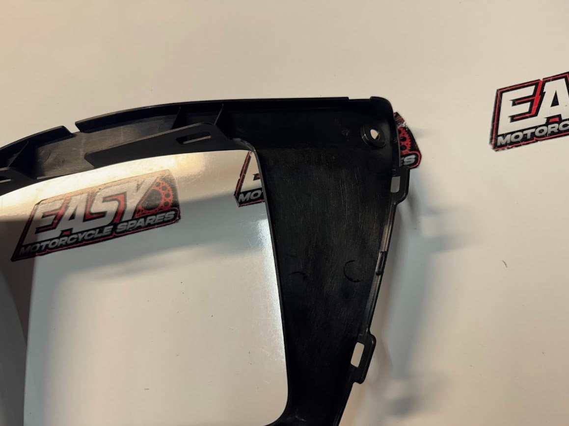 Yamaha YZF R1 2020-2025 Inner 3 Panel Fairing OEM Genuine B3L-2836M-00