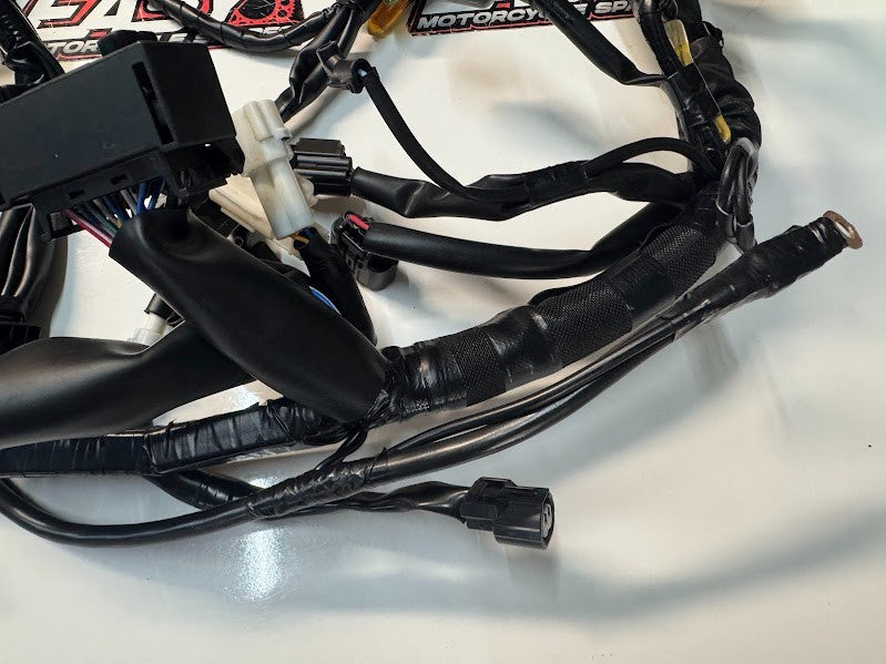 Yamaha YZF R1 2020-2025 Main Wiring Harness OEM Genuine B3L-82590-02