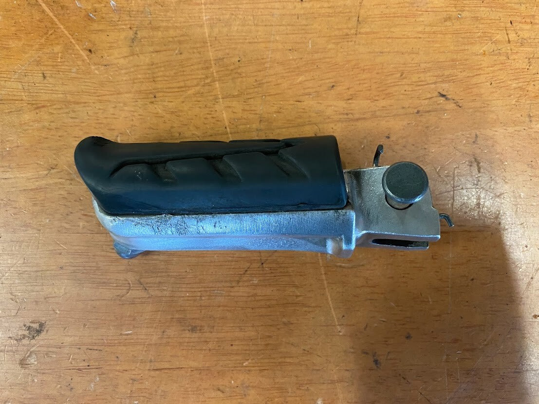 RH Riders Peg Honda CB 300F 2014