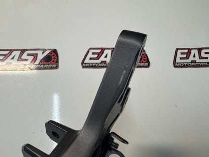 Yamaha YZF R7 2022-2025 RH Foot Peg Bracket Rear Set OEM Genuine BEB-27443-00