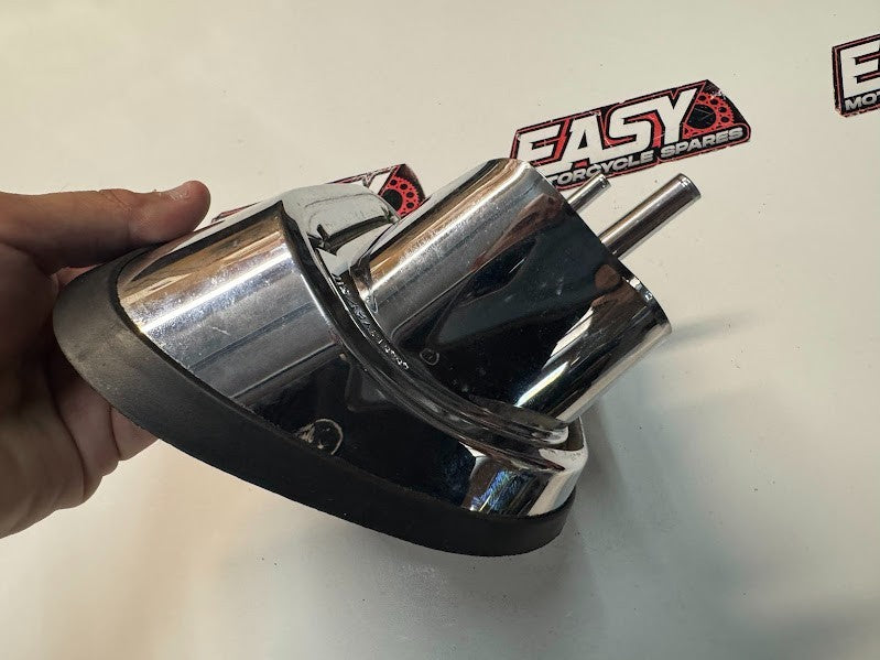 Suzuki VL 1500 Intruder 1998-2009 Taillight Housing OEM Genuine 35710-10F00