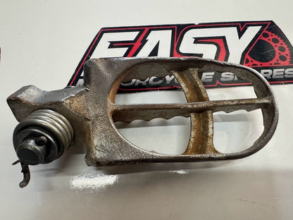 RH Foot Peg Husqvarna TC 250 2004