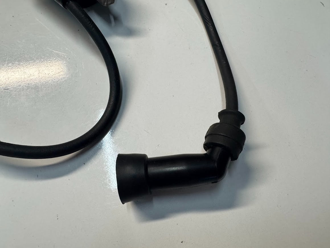 Suzuki VL 1500 Intruder 1998-2004 Ignition Coils OEM Genuine 33420-10F11