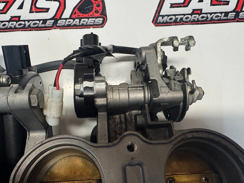 Yamaha MT-10 2016-2021 Throttle Bodies Complete OEM Genuine B67-13750-02