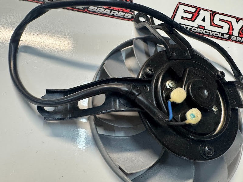 Yamaha YZF R1 2015-2025 RH Radiator Thermo Fan OEM Genuine 2CR-12405-10