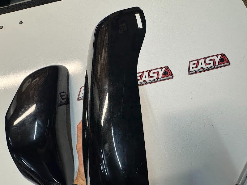Suzuki VL 1500 Intruder 1998-2004 LH RH Frame Side Covers Pair