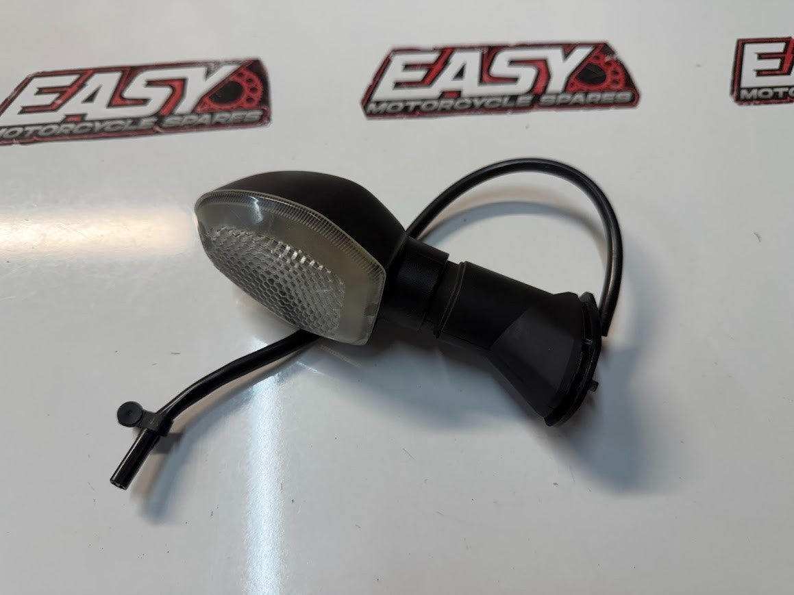RH Front Blinker Suzuki GSF 1250 S Bandit 2012-2016 OEM 35601-08J11