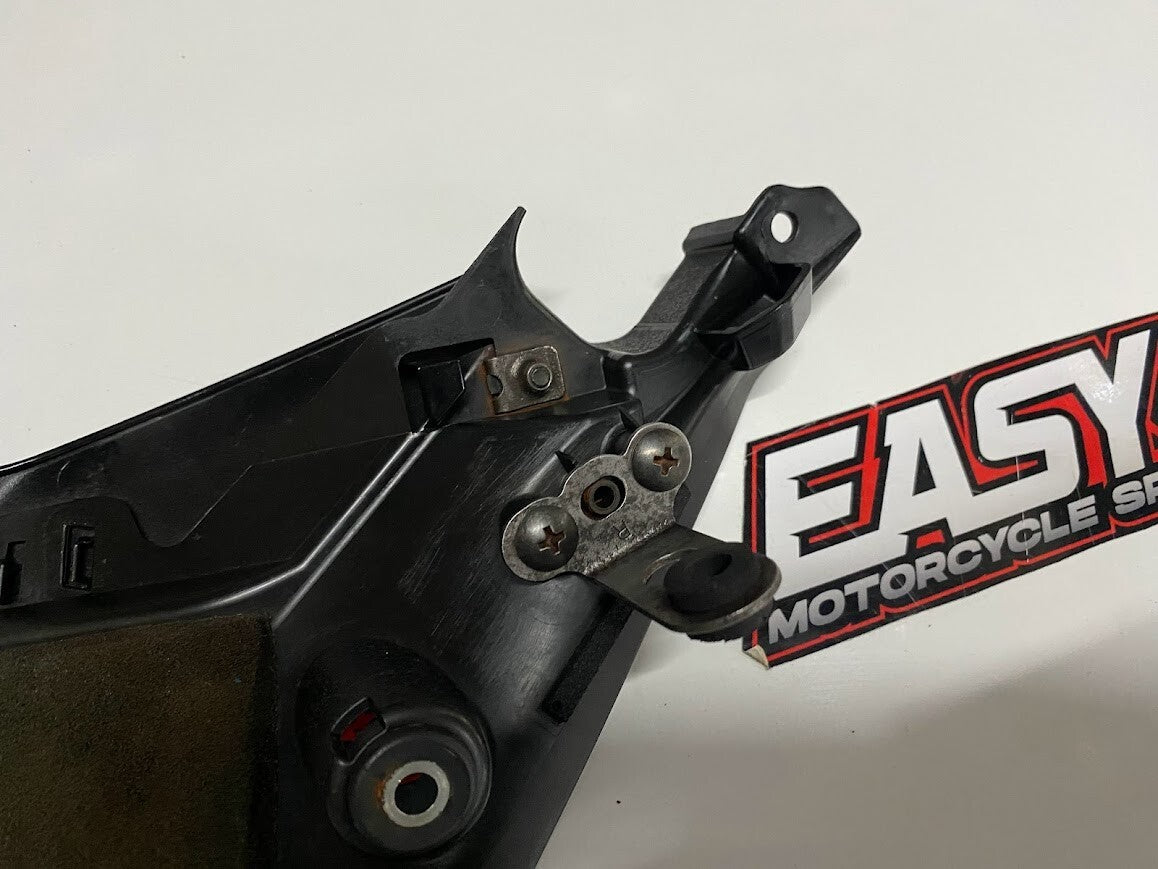 Yamaha YZF R1 2015-2019 RH Side Fairing Trim OEM Genuine 2CR-2836E-00