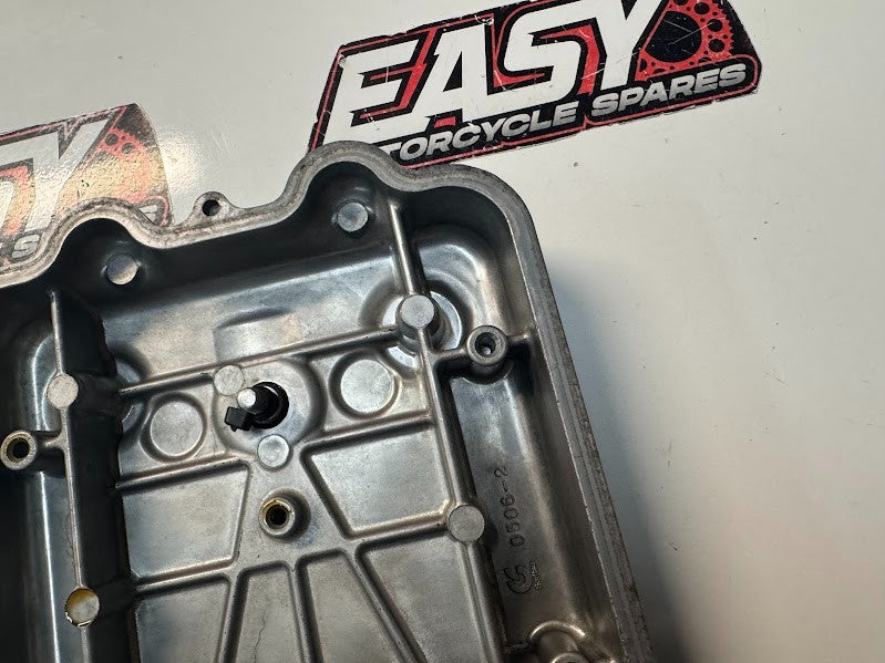 Cylinder Head Cover Kawasaki Vulcan VN900 Classic 2006-2010 OEM 14091-0506