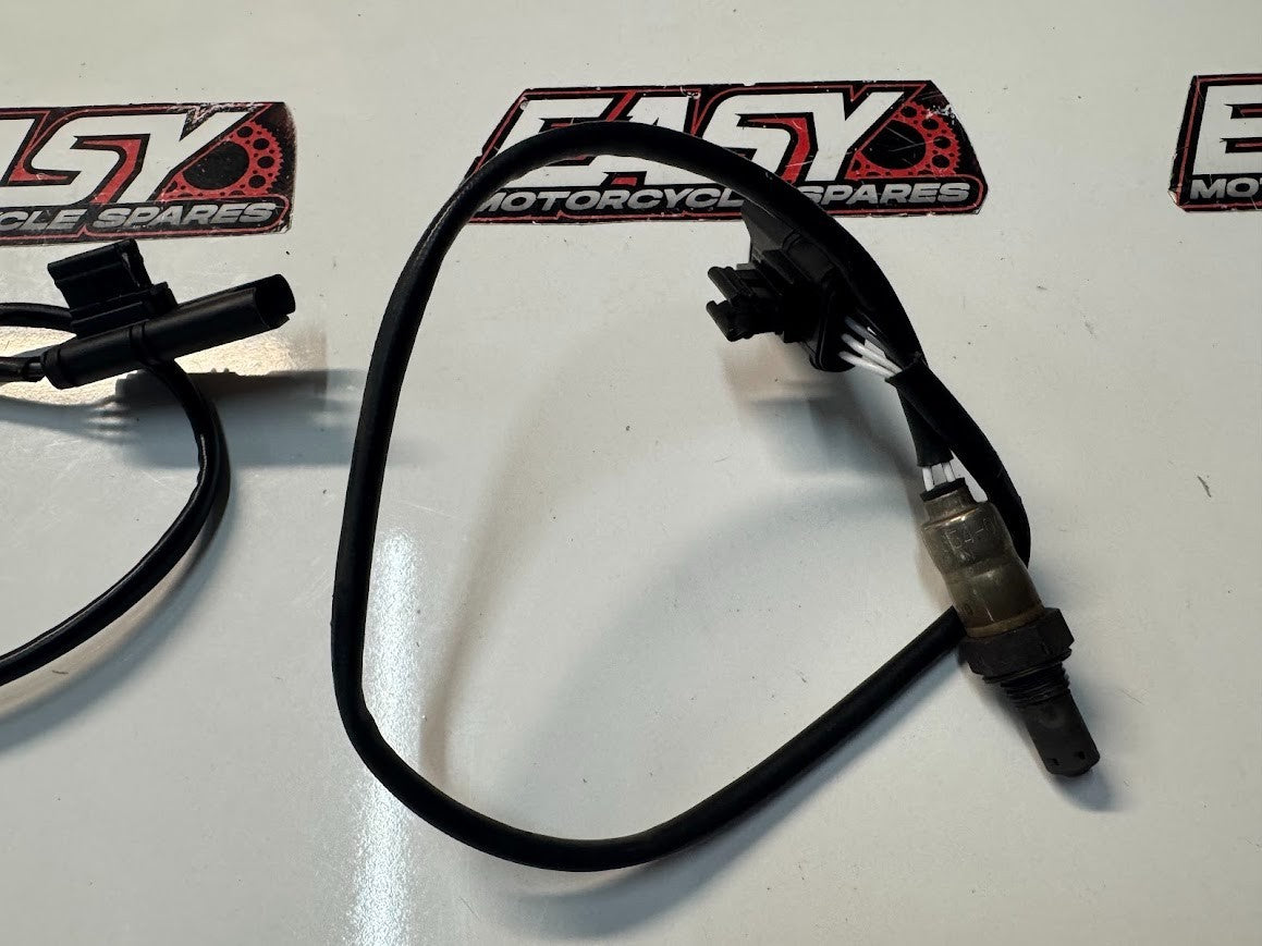 BMW S1000RR 2016 Oxygen o2 Sensor Pair OEM Genuine K46 11787716654