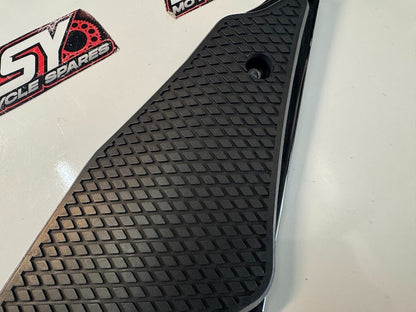 Yamaha YZF R1 2020-2025 Side Tank Cover Fairings OEM Genuine B3L-24129-00