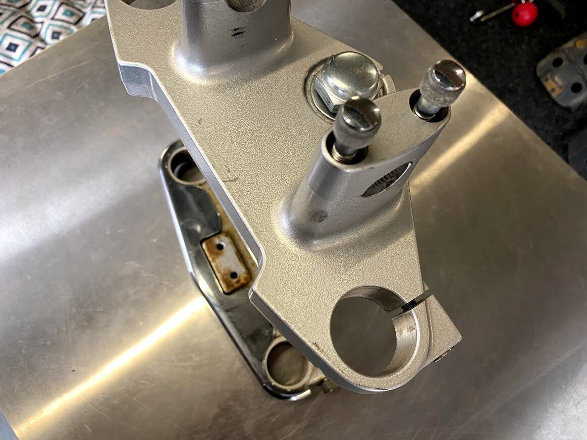 Triple Trees Suzuki VL 250 2009