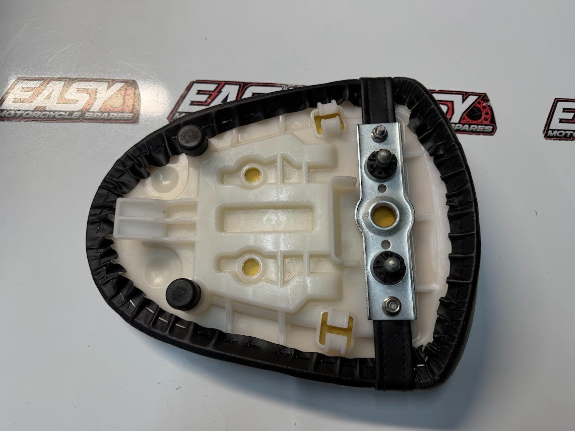 Pillion Passenger Seat Suzuki GSXR 1000 2007-2008 Aftermarket