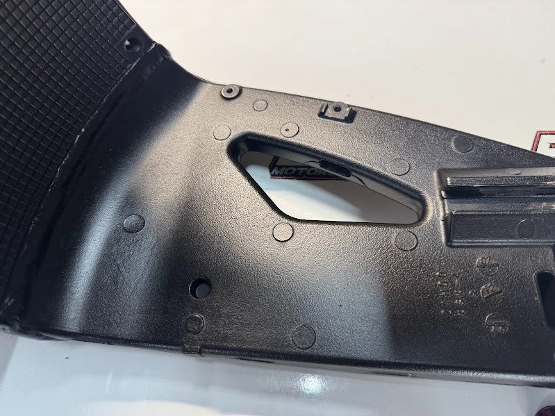 Suzuki GSXR 1000 2007-2008 Swingarm Suspension OEM Genuine 61000-21H00-YAP