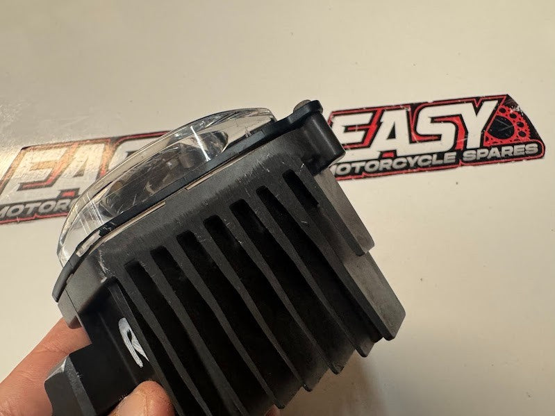 Yamaha YZF R1 2015-2019 RH Headlight Unit OEM Genuine 2CR-84300-00