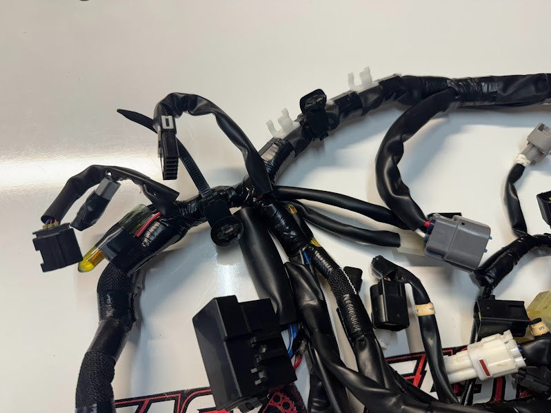 Yamaha YZF R1 2020-2025 Main Wiring Harness OEM Genuine B3L-82590-02