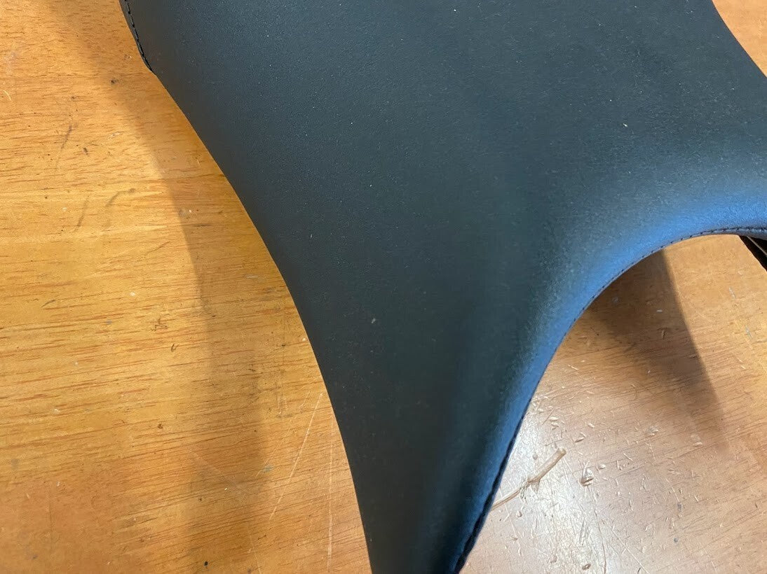 Riders Seat Honda CB 300F 14-18 2017 77100-K33-D00ZA