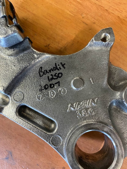 Rear Caliper Holder Suzuki Bandit 1250 07-11 2007 69150-38G50