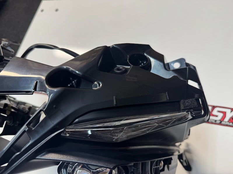 Yamaha YZF R1 2020-2025 Headlight Assembly OEM Genuine B3L-84300-00