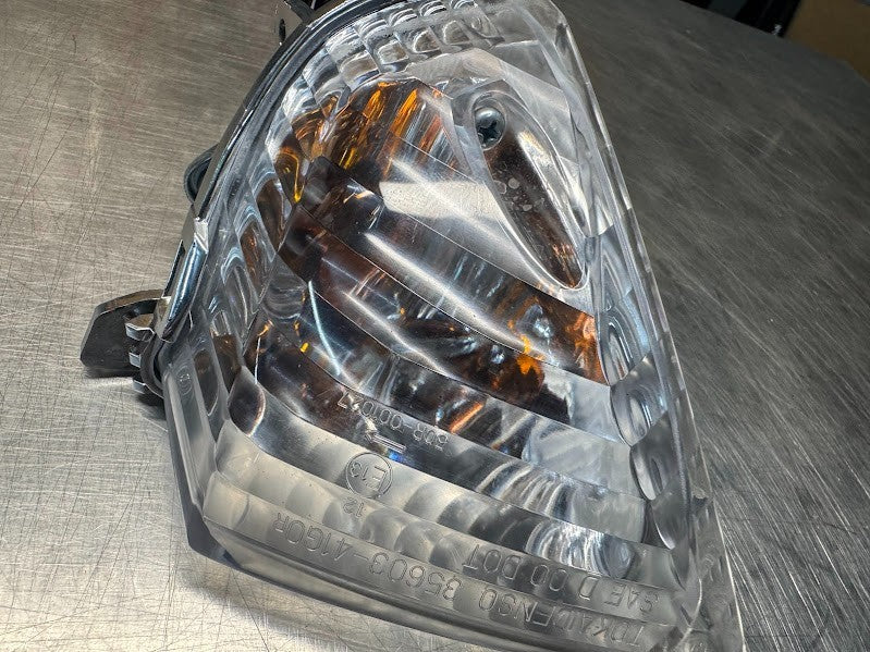 Suzuki GSXR 1000 2005-2006 Right Rear Blinker Indicator OEM Genuine 35603-41G01