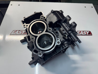 Yamaha YZF R7 2022-2025 Cylinder Barrel Casing OEM Genuine 1WS-15100-39