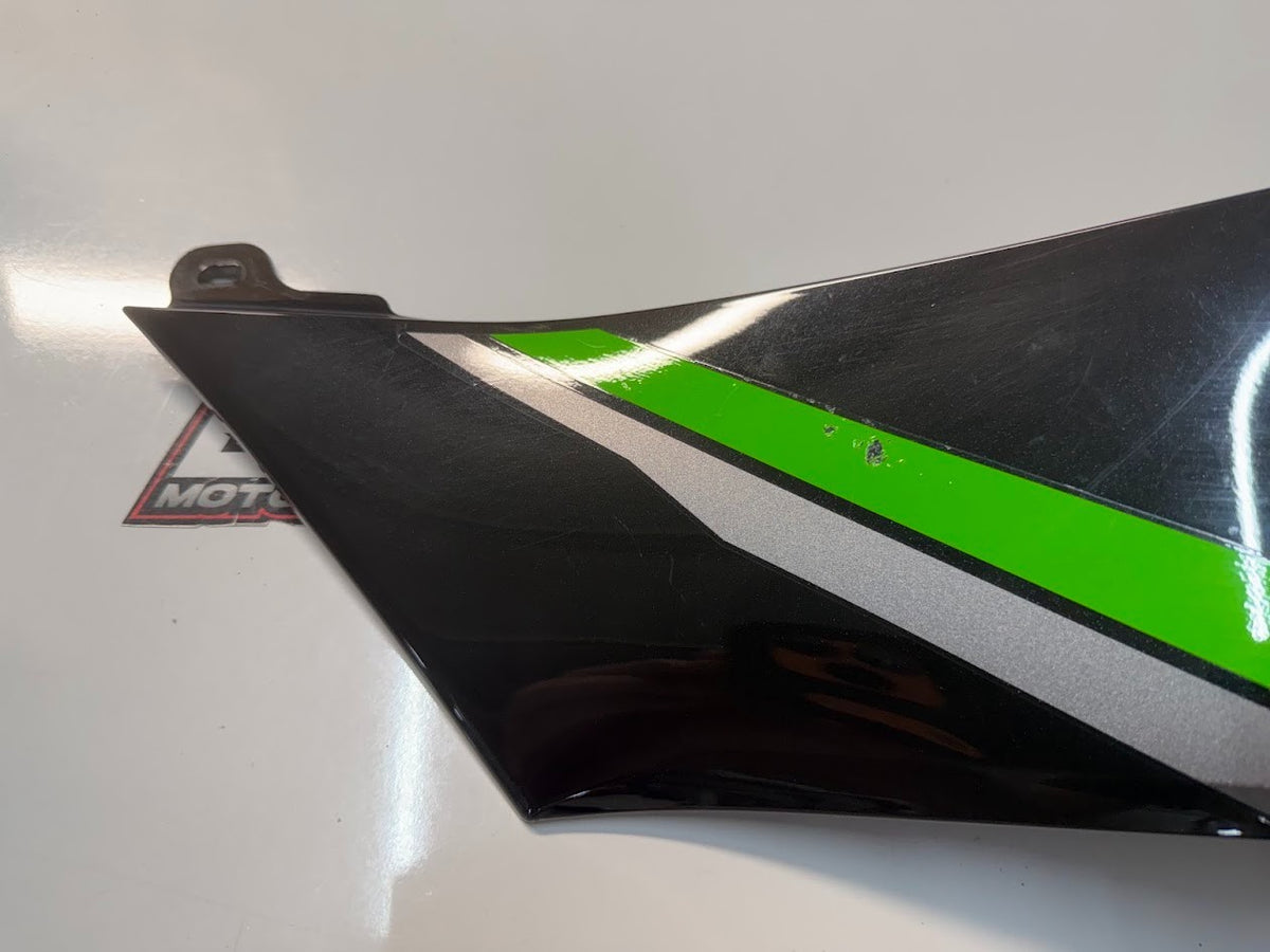 RH Tank Cover Fairing Kawasaki Ninja ZX-10R 2024 OEM 14093-0681