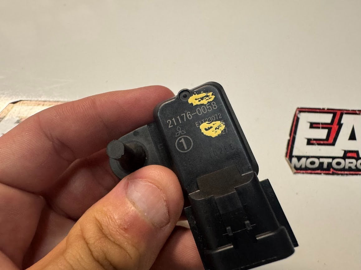 Kawasaki Ninja ZX-6R 07-08 2008 Air Pressure Sensor MAP OEM Genuine 21176-0058