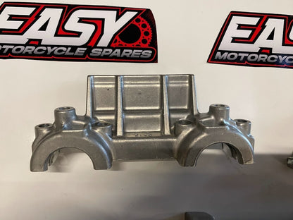 Kawasaki Vulcan S 650 2018 Camshaft Mounts & Bolts OEM Genuine