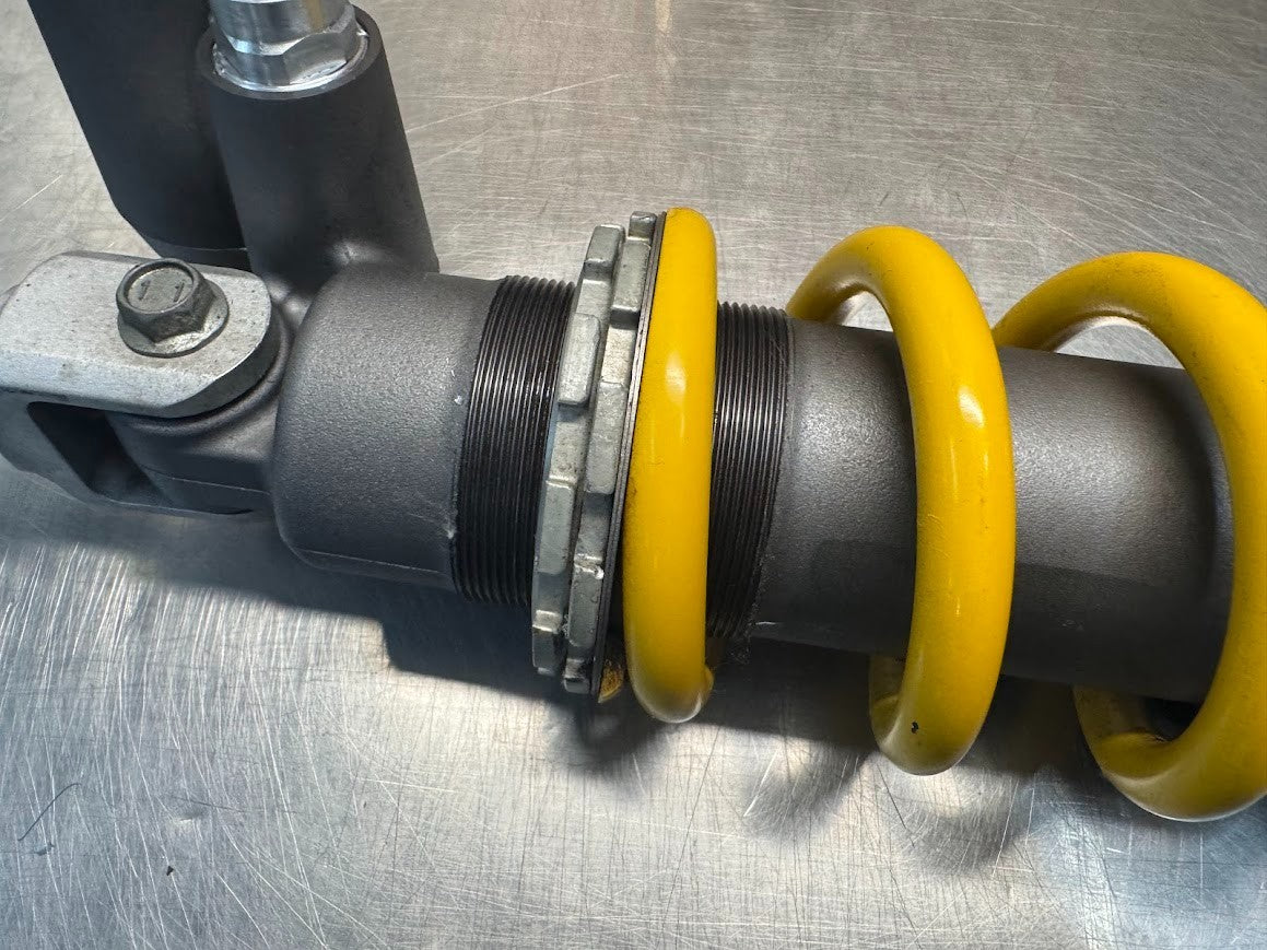 Suzuki GSXR 1000 2005-2006 Rear Shock OEM Genuine 62100-41G00-163