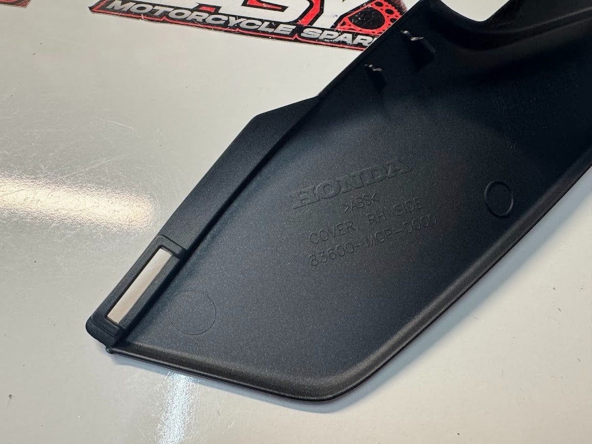 RH Side Cover Honda CBR 1000 RR 2012-2016 OEM Genuine 83600-MGP-D000