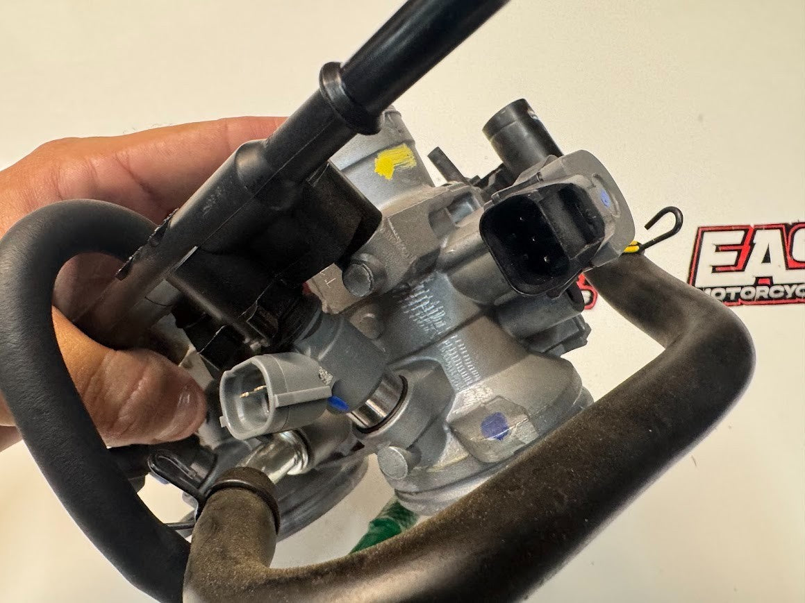 Kawasaki Ninja 500 2024-2025 Throttle Bodies TPS Injectors MAP OEM 16163-1267