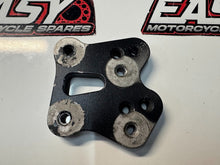 LH Foot Peg Adjuster Plate Suzuki GSXR 1000 07-08 2008 43551-21H00