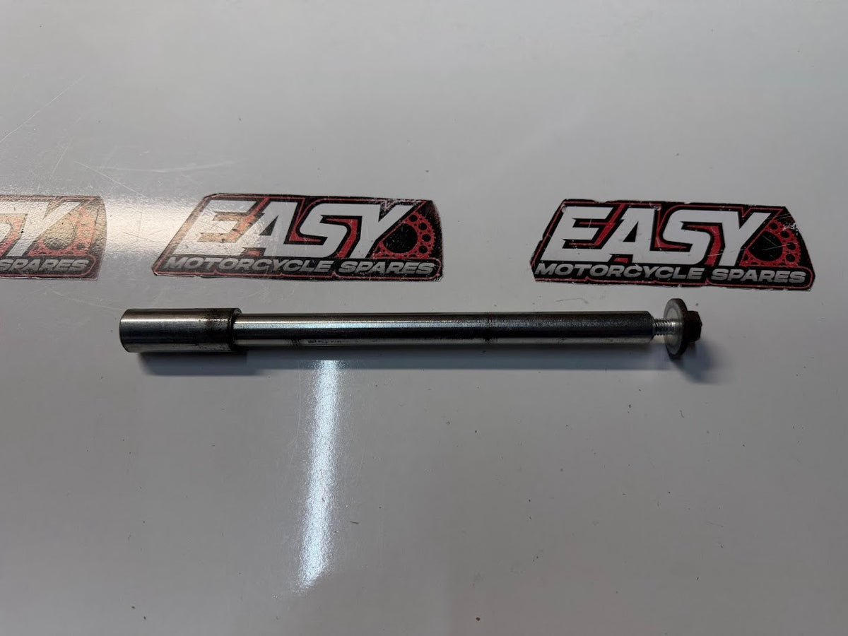 Front Wheel Axle KTM RC 390 2014-2016 OEM 90109081000