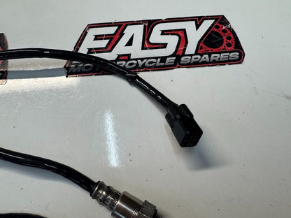 Yamaha YZF R1 2015-2025 o2 Oxygen Sensor Pair OEM Genuine 2CR-8592A-20