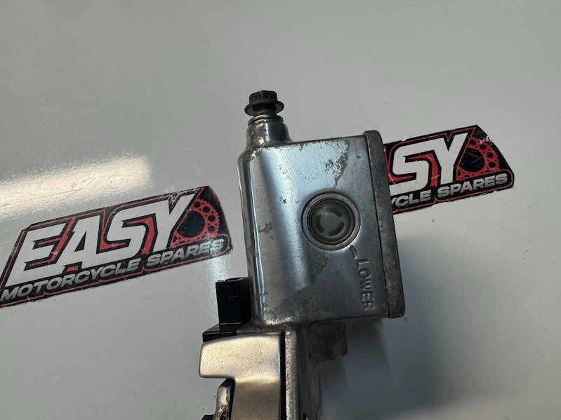 Suzuki VL 1500 Intruder 1998-2004 Clutch Master Cylinder OEM Genuine 59800-10F00