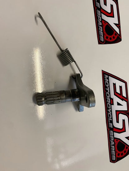 Brake Pedal Mount Spline Suzuki GSX 750F 2004