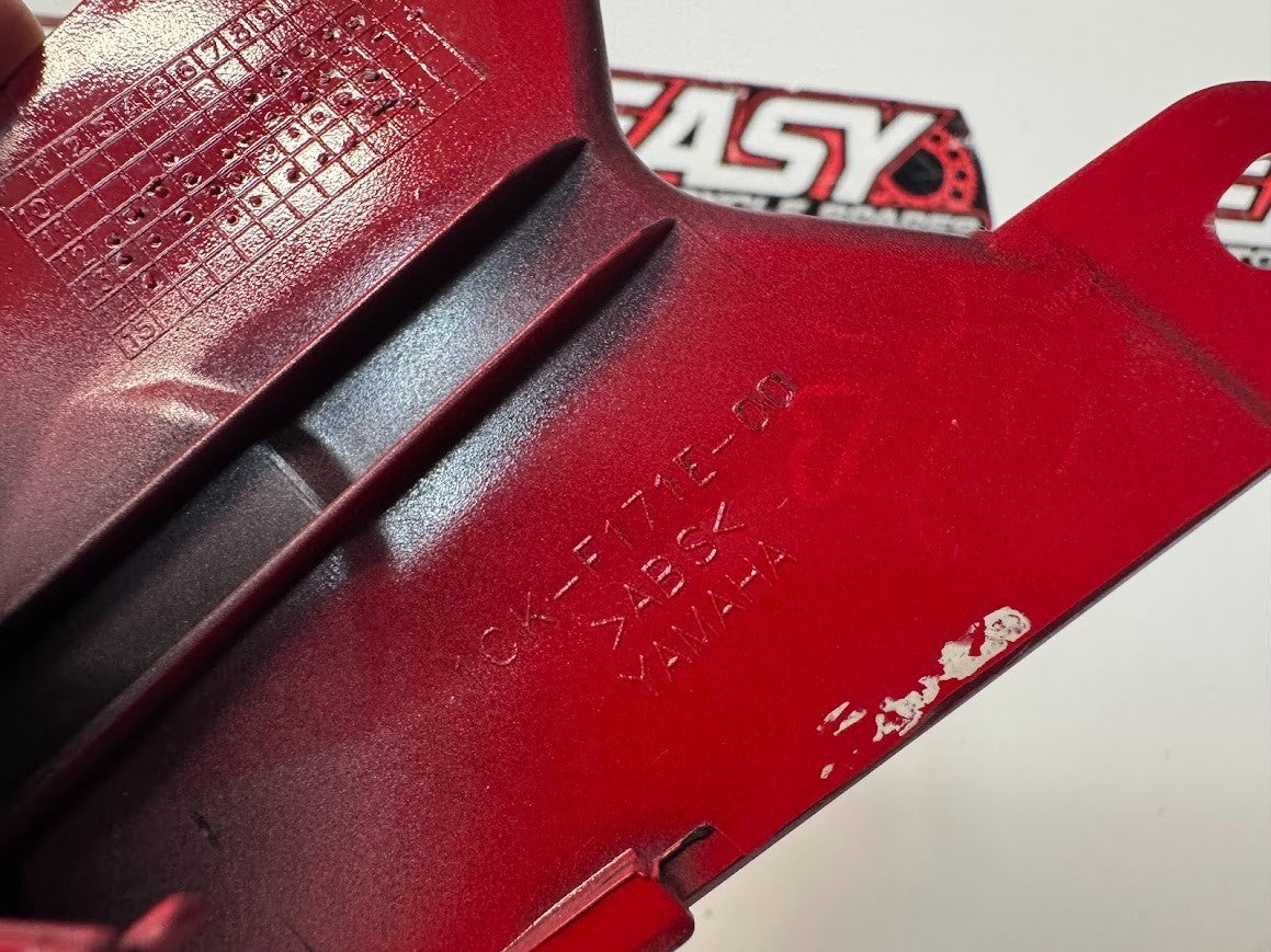 Yamaha YZF R15 2015 Rear Centre Cover Fairing OEM Genuine 1CK-F171E-00