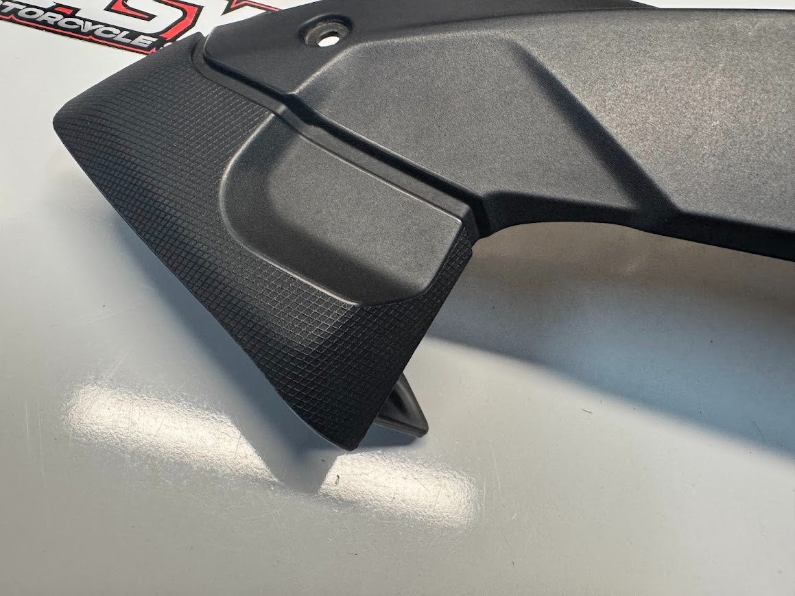 Aprilia RS4 125 4T 2011-2016 LH Upper Closing Fairing OEM Genuine 897693