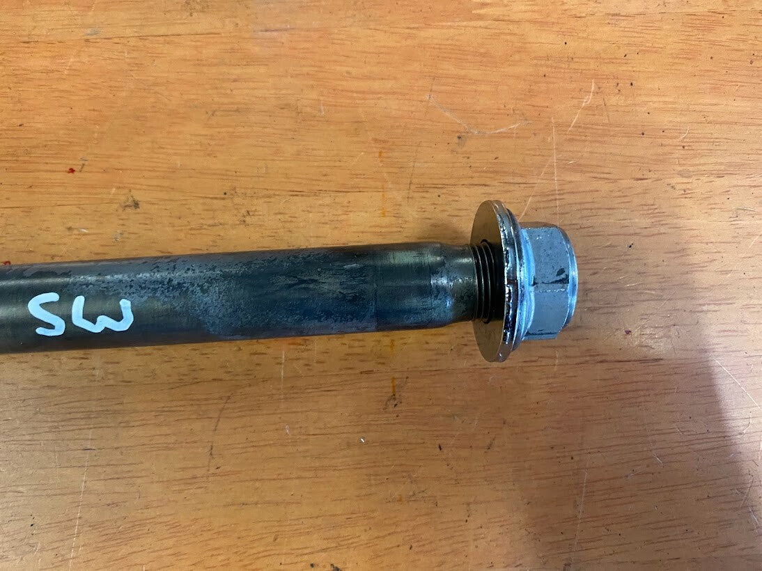 Swing Arm Pivot Bolt Yamaha R1 07-08 2008 4C8-22141-00-00