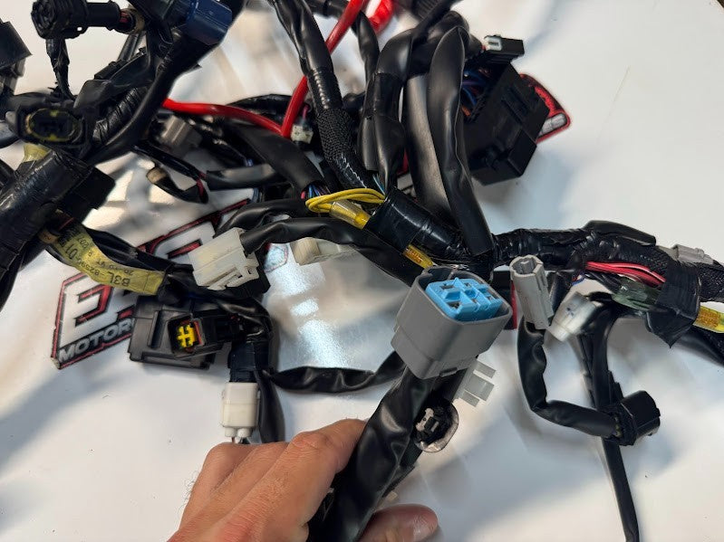 Yamaha YZF R1 2020-2025 Main Wiring Harness OEM Genuine B3L-82590-02